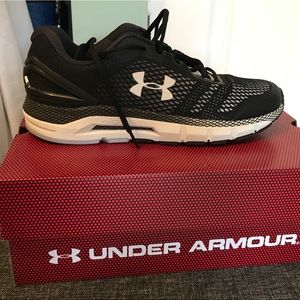 Under armour men’s sneakers